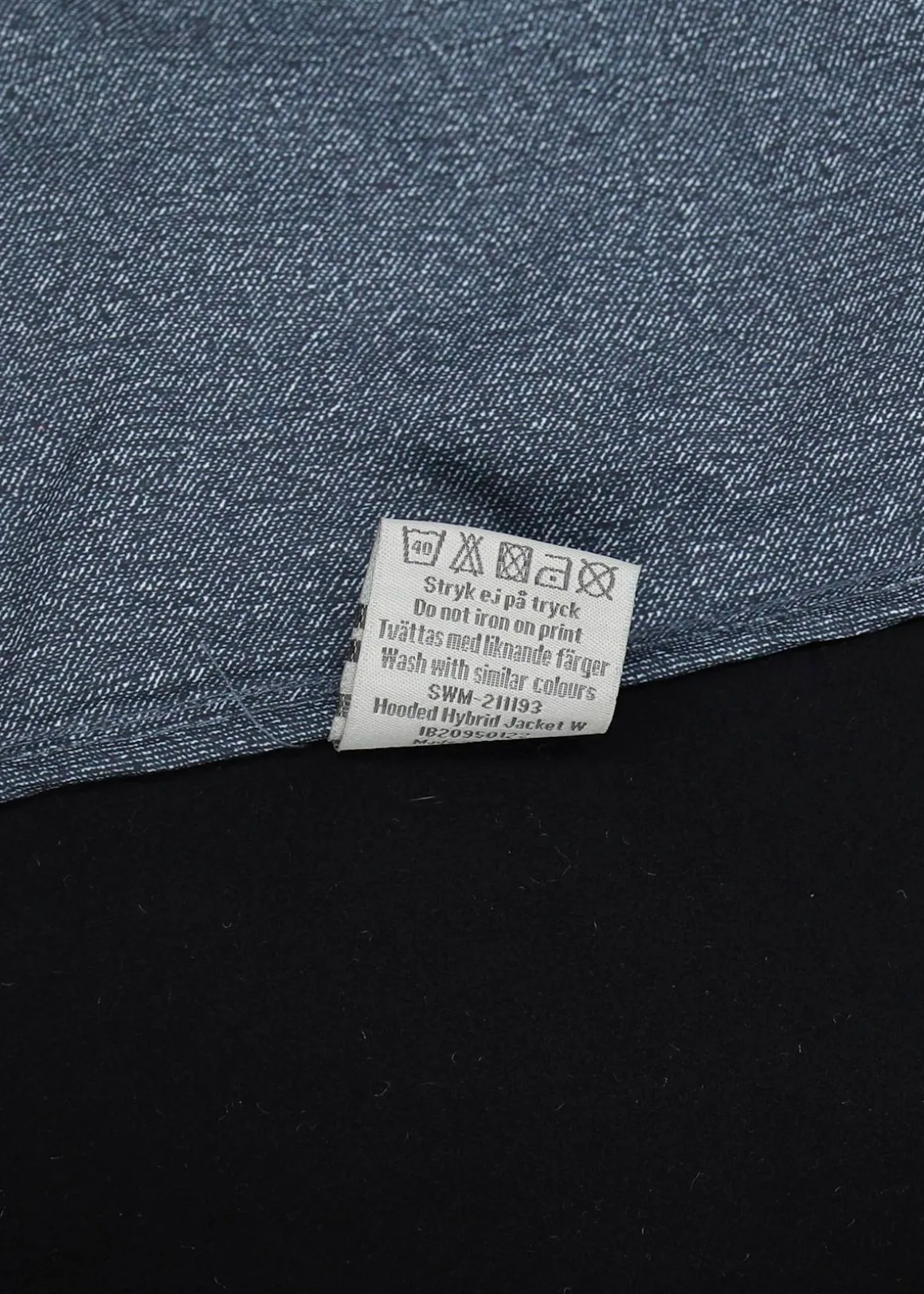 Hooded Hybrid Jacket W