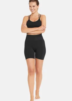 Nagar W Seamless Shorts