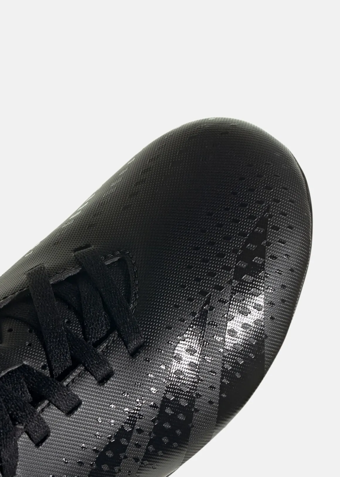 PREDATOR ACCURACY.4 FxG J