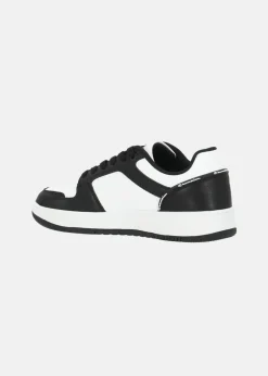 RD18 2.0 LOW B GS Low Cut Shoe