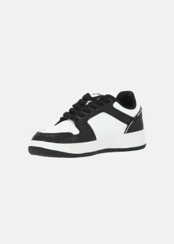 RD18 2.0 LOW B GS Low Cut Shoe