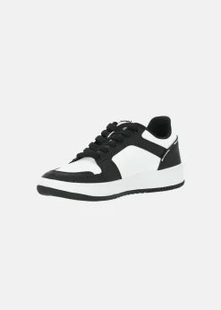 RD18 2.0 LOW Low Cut Shoe