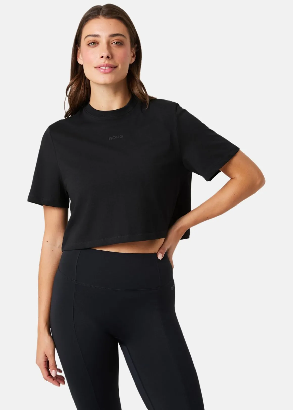 STUDIO OVERSIZED CROPPED T-SHI