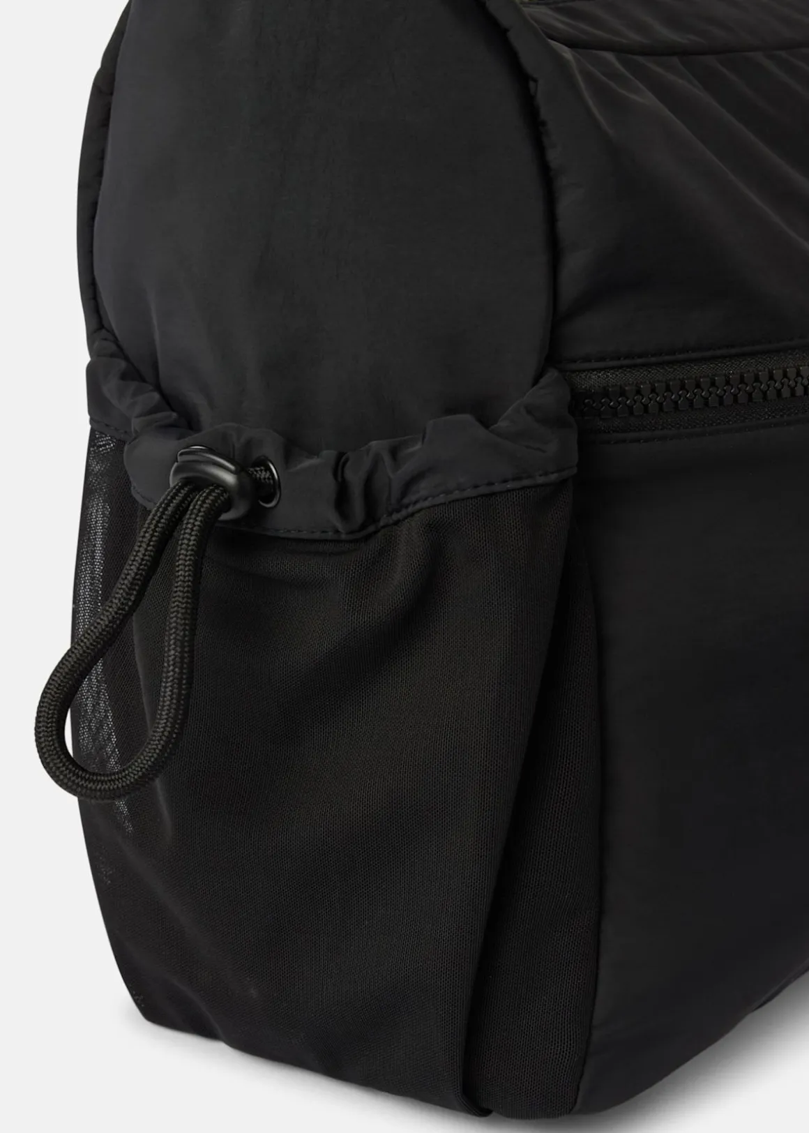 STUDIO SHOULDER BAG
