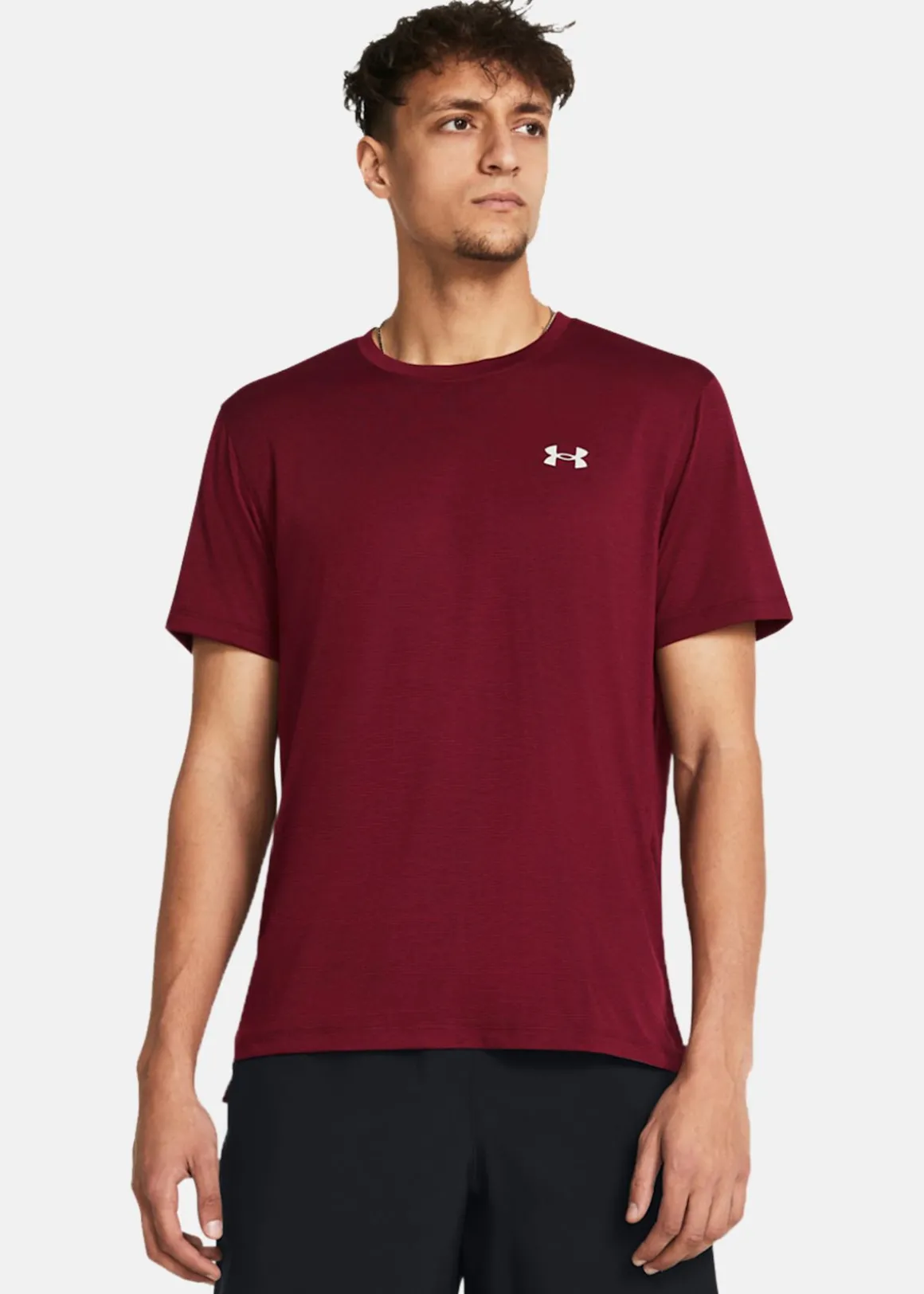 UA LAUNCH SHORTSLEEVE