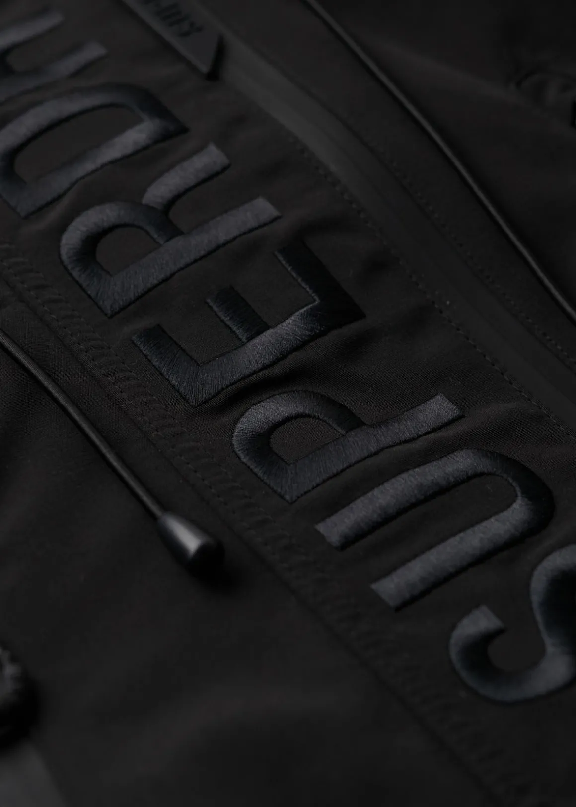 Ultimate Emb Windbreaker Jkt